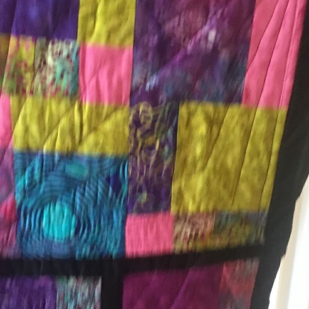 Handmade Quilt   - Picture 8 of 12